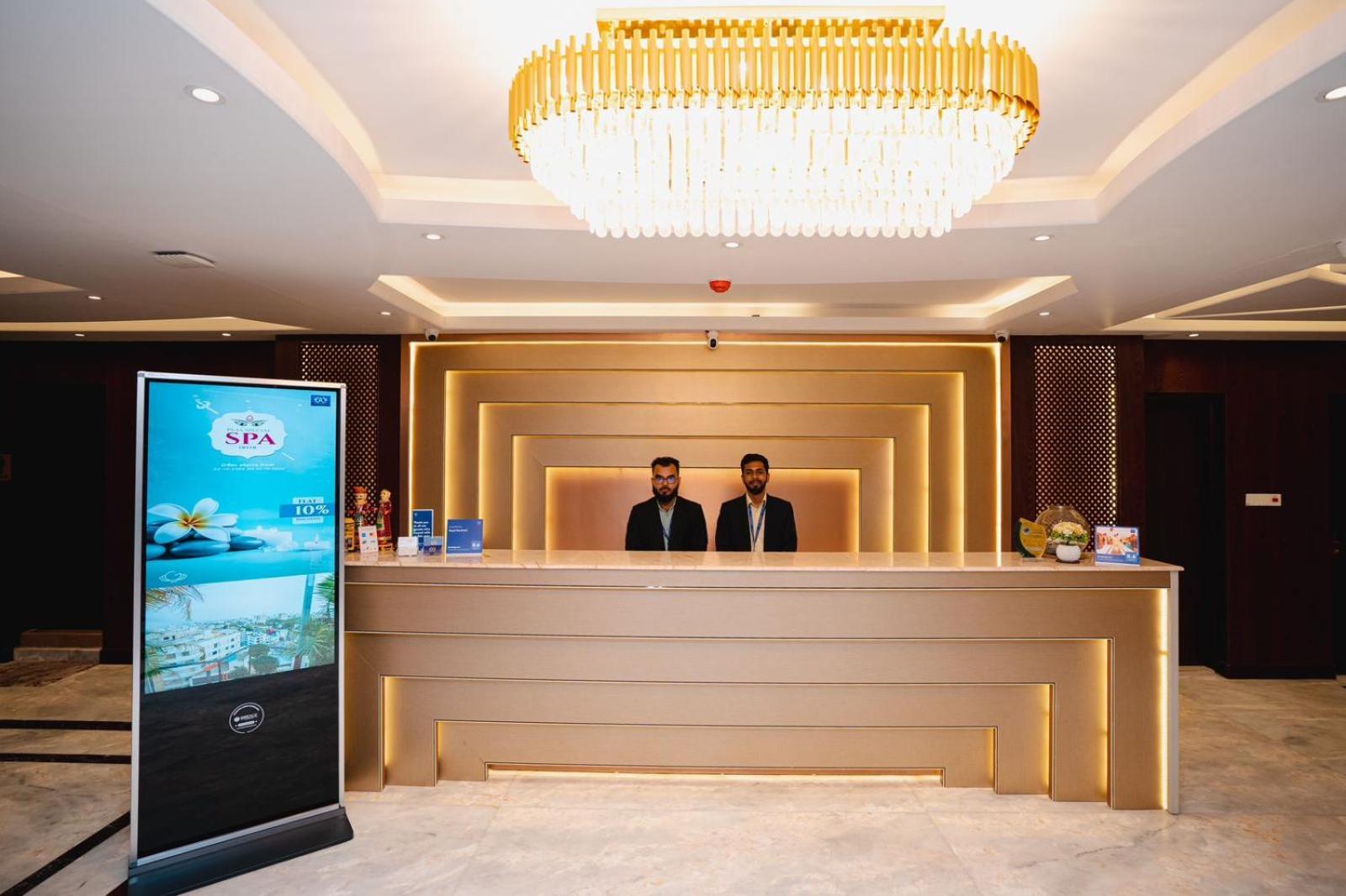 Royal Raj Hotel Rajshahi Bagian luar foto