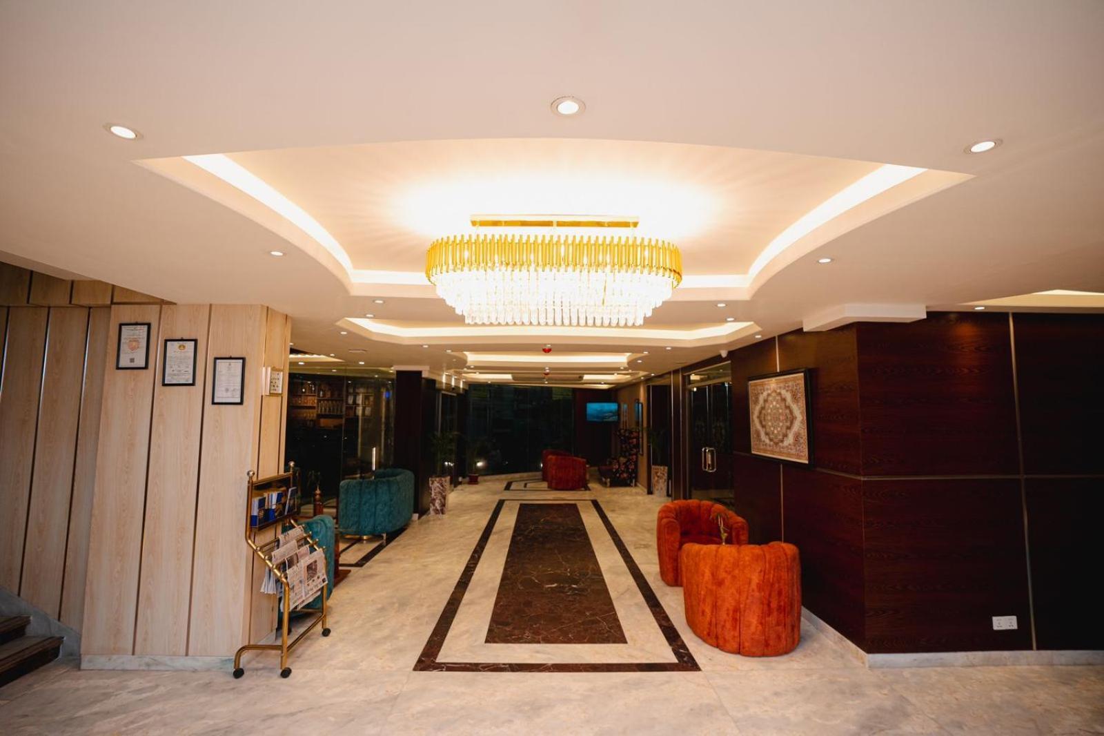 Royal Raj Hotel Rajshahi Bagian luar foto