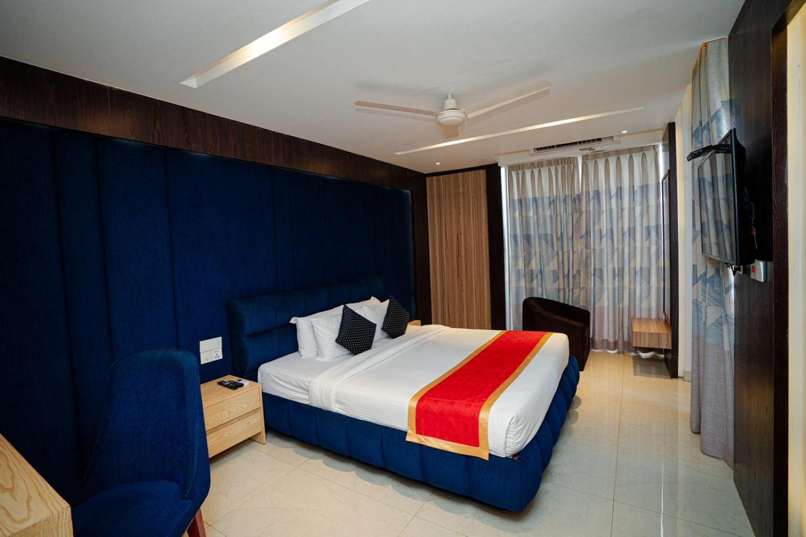 Royal Raj Hotel Rajshahi Bagian luar foto
