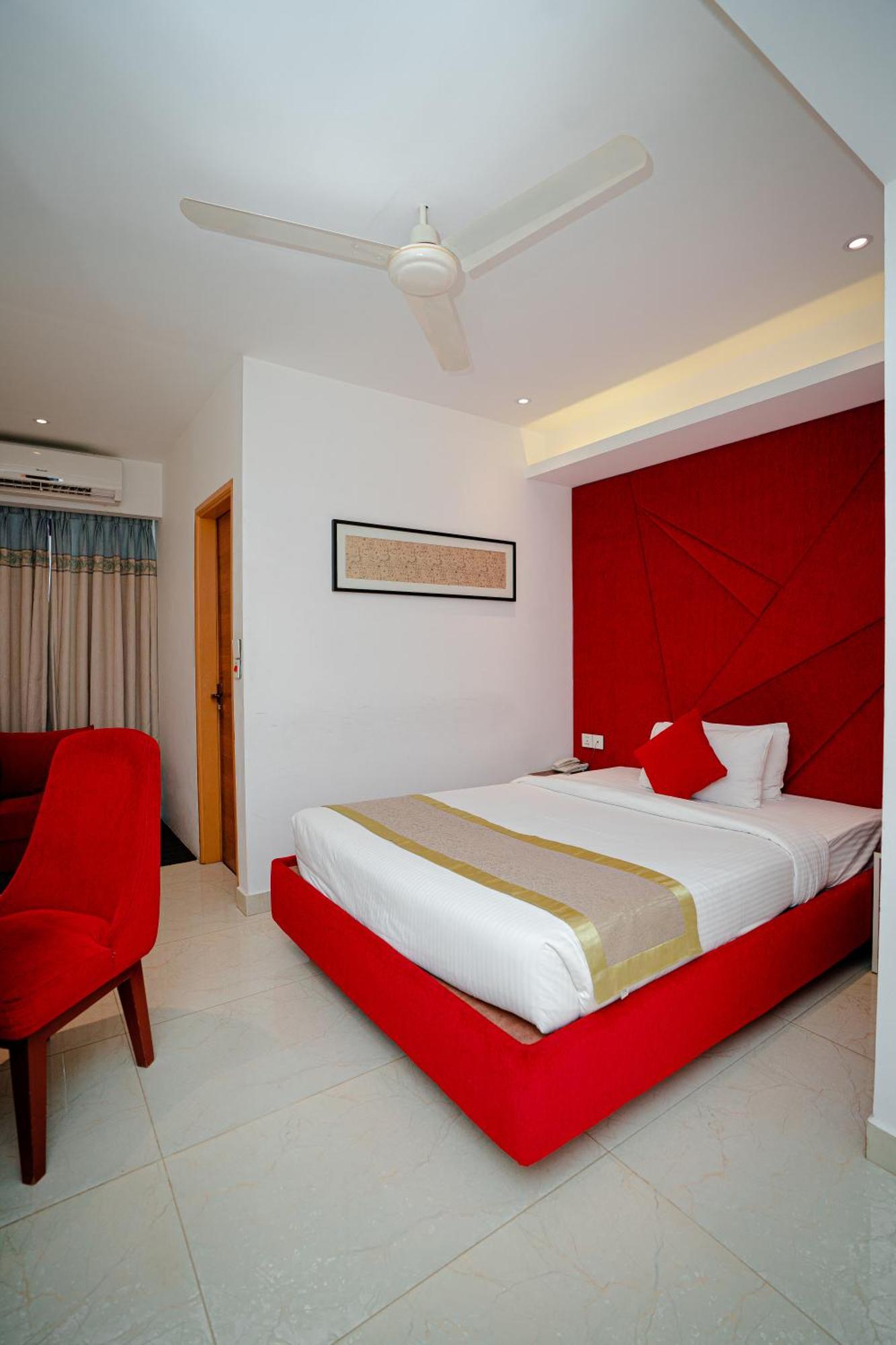 Royal Raj Hotel Rajshahi Bagian luar foto